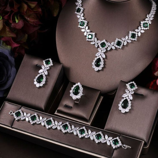 Emerald Elegance Luxury Jewellery Set – Necklace, Earrings, Ring & Bracelet